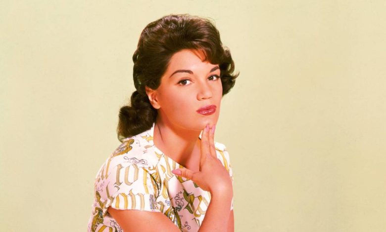 Penyanyi 'Pretty Little Baby' Connie Francis meninggal di 87 setelah 'Extreme Pain' Penyanyi 'Pretty Little Baby' Connie Francis meninggal di 87 setelah 'Extreme Pain'