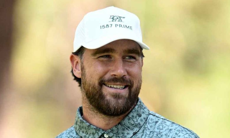 Travis Kelce's Hella Good (Facial) Hair Evolution selama bertahun -tahun