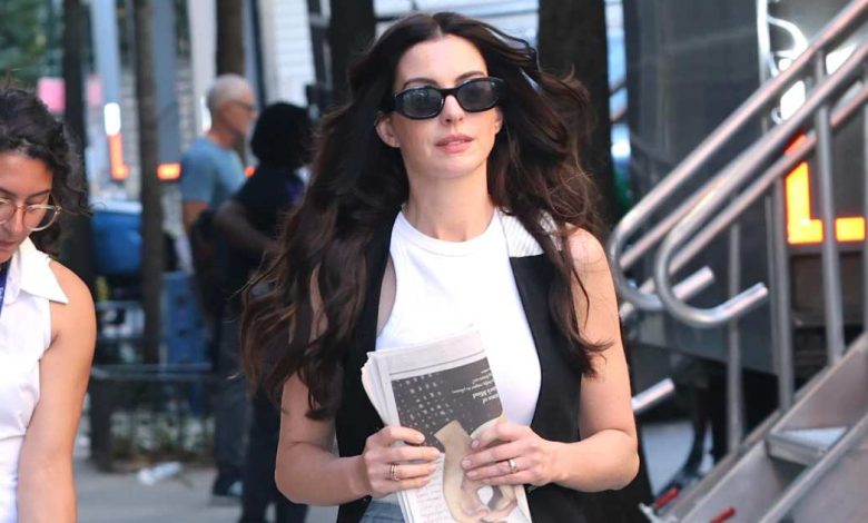 Rok denim Anne Hathaway yang mudah adalah segalanya – dapatkan tampilan $ 45 Rok denim Anne Hathaway yang mudah adalah segalanya – dapatkan tampilan $ 45