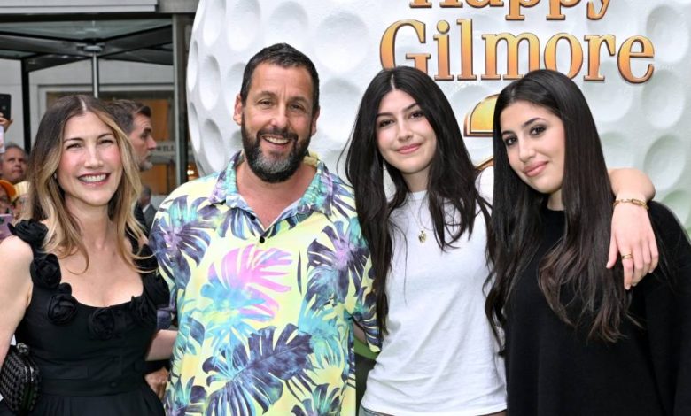 Temui Keluarga Adam Sandler: Putri Sadie dan Sunny dan banyak lagi Temui Keluarga Adam Sandler: Putri Sadie dan Sunny dan banyak lagi