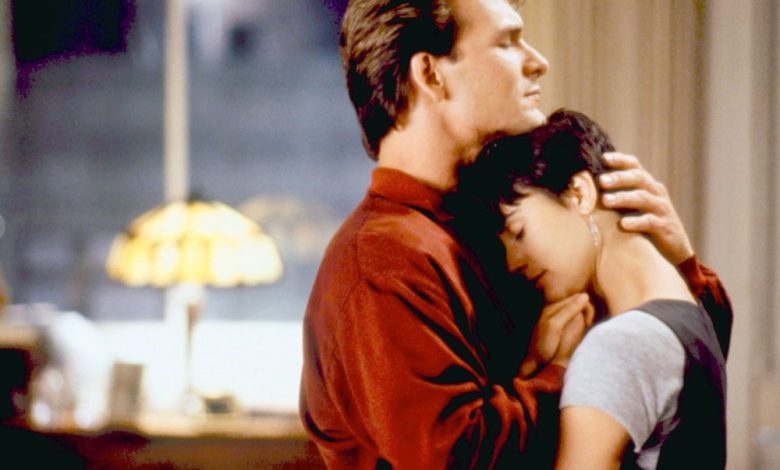 Melihat Kembali ke Demi Moore dan Patrick Swayze 'Ghost' 35 tahun kemudian Melihat Kembali ke Demi Moore dan Patrick Swayze 'Ghost' 35 tahun kemudian