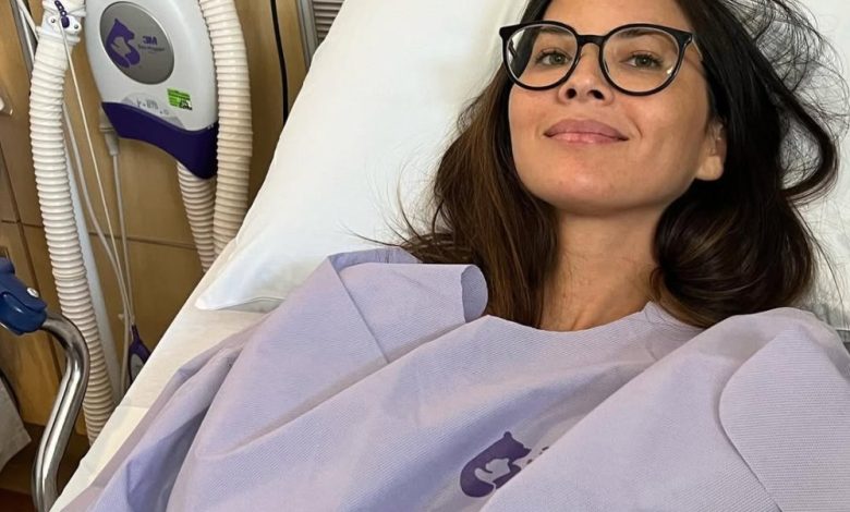 Olivia Munn mengungkapkan ibunya didiagnosis menderita kanker payudara Olivia Munn mengungkapkan ibunya didiagnosis menderita kanker payudara