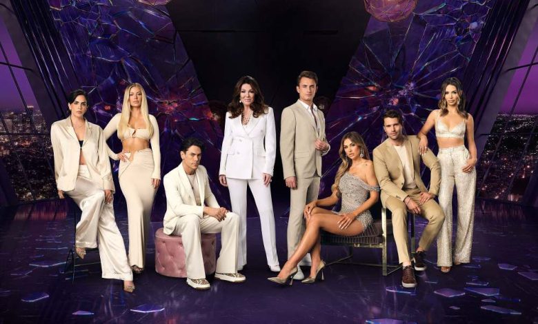 Scheana Shay mengungkapkan bahwa dia diturunkan untuk 2 musim 'Vanderpump Rules' Scheana Shay mengungkapkan bahwa dia diturunkan untuk 2 musim 'Vanderpump Rules'