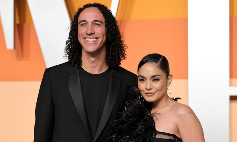 Vanessa Hudgens dan suaminya Cole Tucker's Relationship Timeline