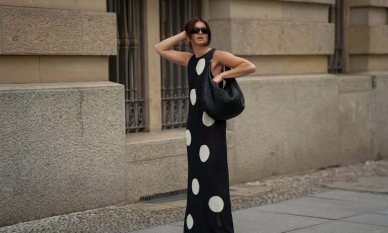 Gigi Hadid mengenakan gaya gaun musim panas polka dot ini – dapatkan tampilannya Gigi Hadid mengenakan gaya gaun musim panas polka dot ini – dapatkan tampilannya