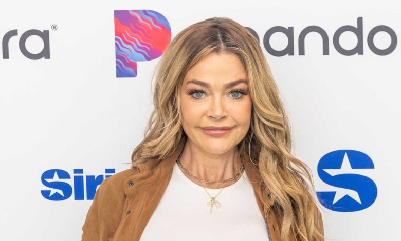 Denise Richards telah mengenakan aroma ini selama lebih dari satu dekade Denise Richards telah mengenakan aroma ini selama lebih dari satu dekade