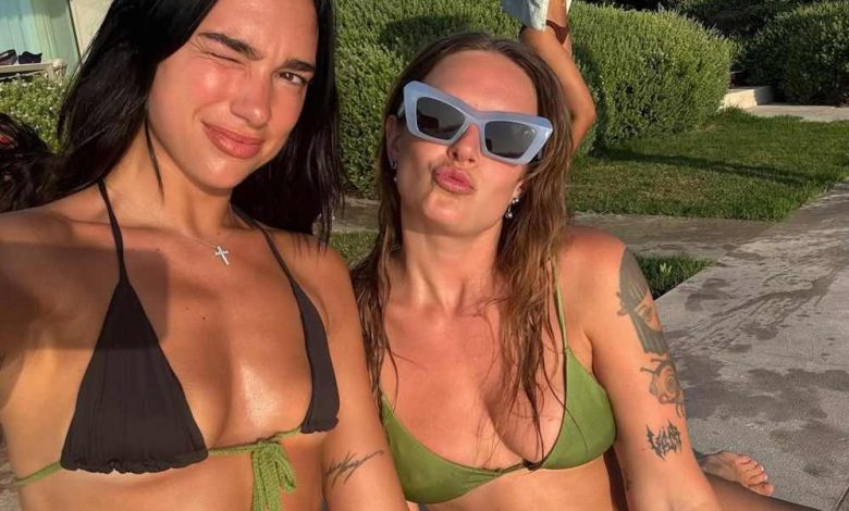 Dua Lipa mendesis dalam bikini underboob-baring kecil: 'bersenang-senang' Dua Lipa mendesis dalam bikini underboob-baring kecil: 'bersenang-senang'