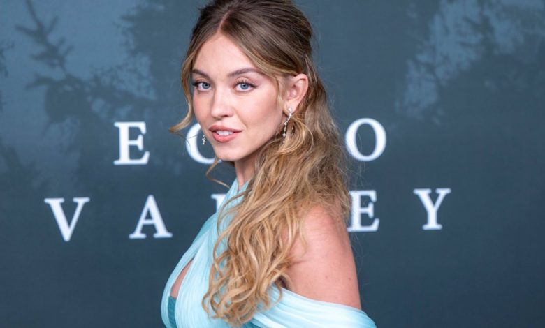 Buru-buru! Selimut 'selimut' Sydney Sweeney tetap di 'setiap tempat tidur' lebih dari 30% diskon Buru-buru! Selimut 'selimut' Sydney Sweeney tetap di 'setiap tempat tidur' lebih dari 30% diskon