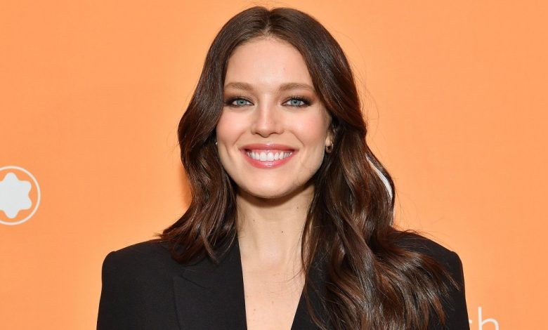 Solusi Emily Didonato untuk bantuan kulit kepala kering adalah sampo yang menenangkan seharga $ 16 ini