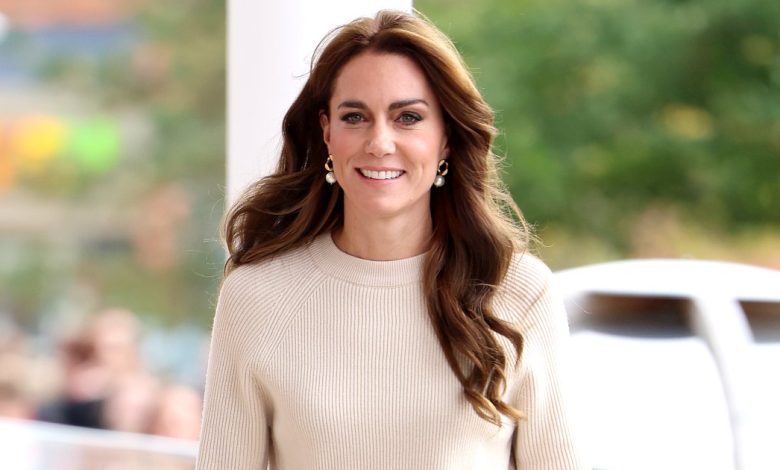 GO-TO Hairspray yang dikabarkan Kate Middleton hanya $ 13-pengulas mengatakan itu memberikan 'finish satin'