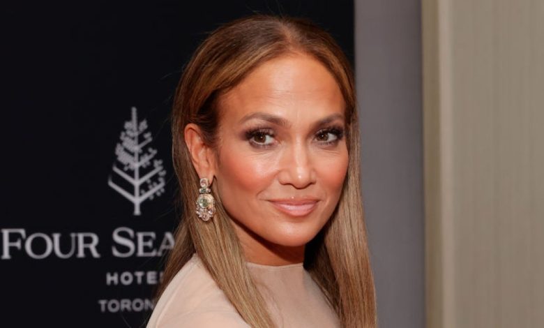 Salin Loungewear Loungewear Jennifer Lopez's Designer Loungewear untuk $ 41 Salin Loungewear Loungewear Jennifer Lopez's Designer Loungewear untuk $ 41