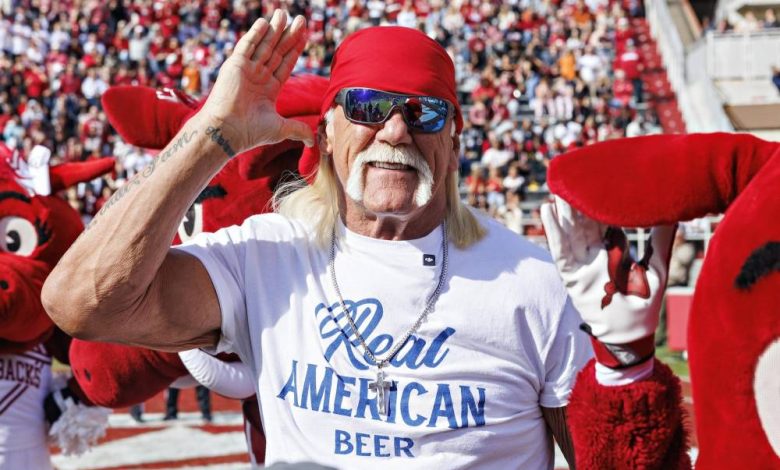 Putra Hulk Hogan, Nick Pays Tribute ke Ikon WWE di Wrestling Show Putra Hulk Hogan, Nick Pays Tribute ke Ikon WWE di Wrestling Show
