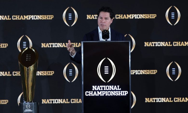Panduan Keluarga Penyiar ESPN Lee Corso: Temui istri dan anak -anaknya Panduan Keluarga Penyiar ESPN Lee Corso: Temui istri dan anak -anaknya