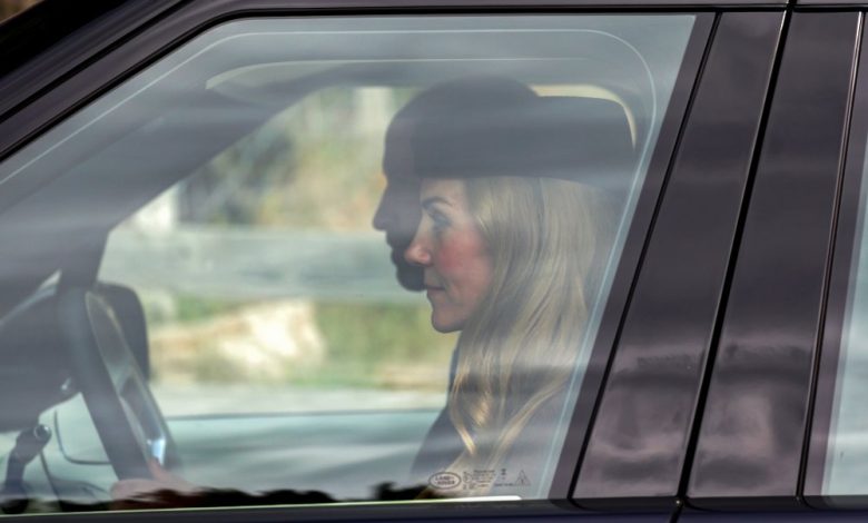 Lihat Debut Kate Middleton Blonder Hair Selama Tamasya Keluarga Lihat Debut Kate Middleton Blonder Hair Selama Tamasya Keluarga
