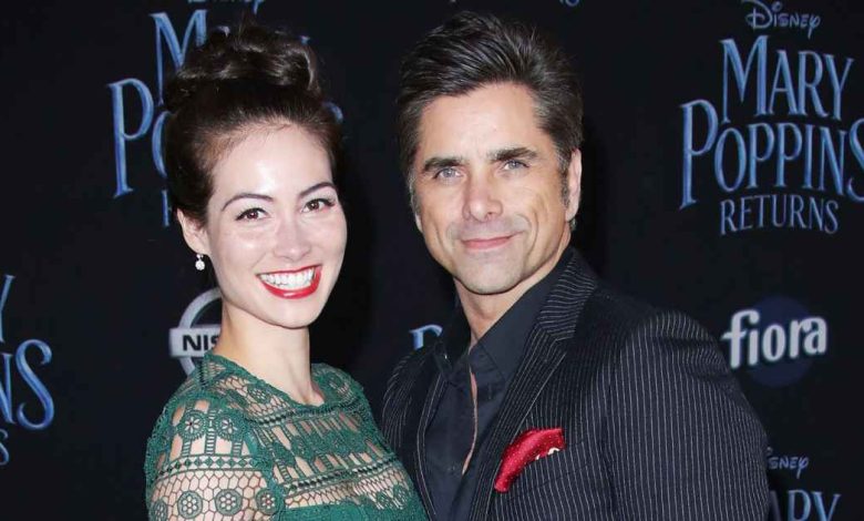 Jadwal hubungan John Stamos dan istri Caitlin McHugh Jadwal hubungan John Stamos dan istri Caitlin McHugh