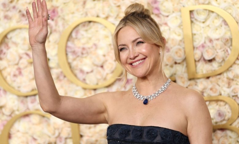 Kami menemukan gaun satin merah muda Kate Hudson mencari $ 46 di Amazon Kami menemukan gaun satin merah muda Kate Hudson mencari $ 46 di Amazon