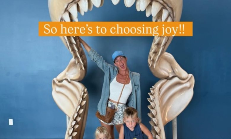 Bethany Hamilton merasa 'kecewa' pada pemilik anjing setelah putra menderita menggigit Bethany Hamilton merasa 'kecewa' pada pemilik anjing setelah putra menderita menggigit