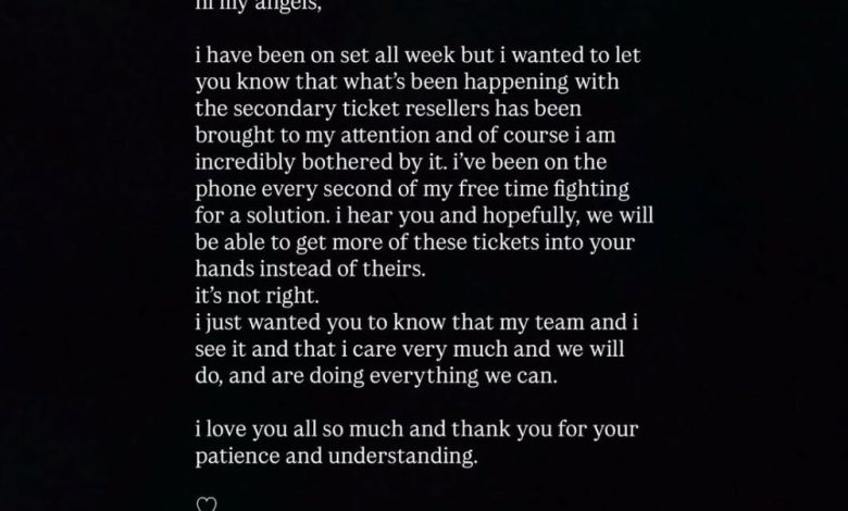 Ariana Grande menangani drama tiket penjualan kembali 'abadi'