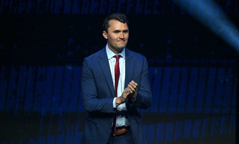 Charlie Sheen membandingkan kematian Charlie Kirk dengan pembunuhan JFK Charlie Sheen membandingkan kematian Charlie Kirk dengan pembunuhan JFK