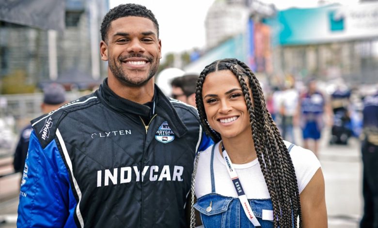 Sydney McLaughlin-Levrone merayakan medali emas di Worlds bersama suami Sydney McLaughlin-Levrone merayakan medali emas di Worlds bersama suami