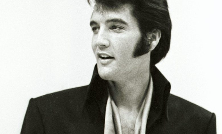 Priscilla Presley berbagi gaya rambut yang 'dibenci' Elvis Presley dalam memoar Priscilla Presley berbagi gaya rambut yang 'dibenci' Elvis Presley dalam memoar