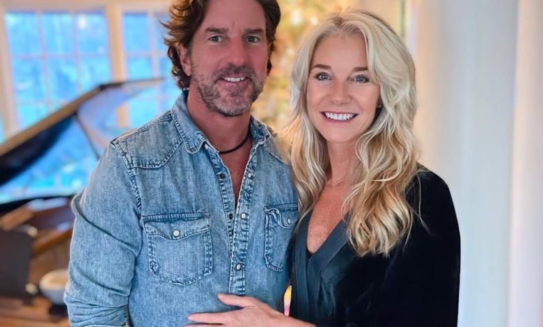 Istri dan anak tiri Brett James juga terbunuh dalam kecelakaan pesawat Istri dan anak tiri Brett James juga terbunuh dalam kecelakaan pesawat