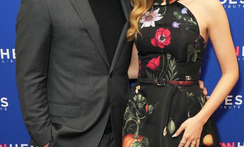 Zoey Deutch dan Timeline Hubungan Jimmy Tatro Zoey Deutch dan Timeline Hubungan Jimmy Tatro