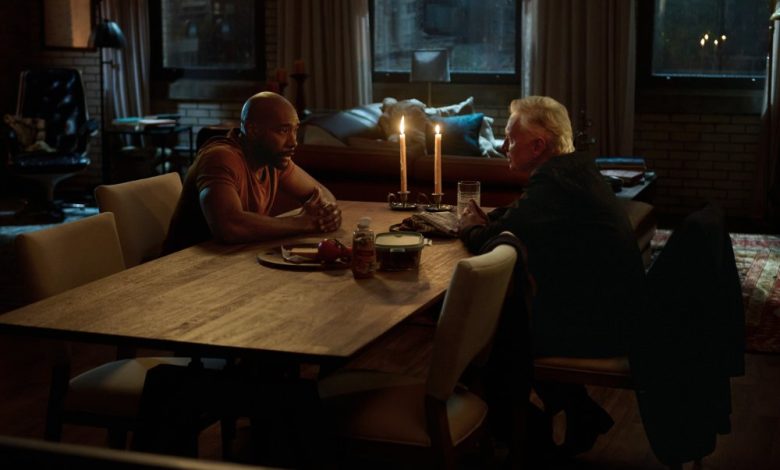 Morris Chestnut dari Watson Menguraikan Twist Sherlock Holmes Musim 2 yang Mengejutkan Morris Chestnut dari Watson Menguraikan Twist Sherlock Holmes Musim 2 yang Mengejutkan