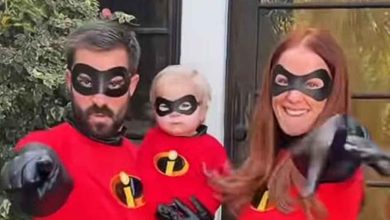 Orang Tua Selebriti Memamerkan Kostum Halloween 2025 Anaknya yang Paling Lucu Orang Tua Selebriti Memamerkan Kostum Halloween 2025 Anaknya yang Paling Lucu