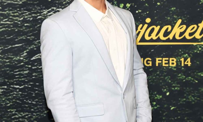 Mantan Max Ehrich Demi Lovato Dituduh Menyerang Ibu Sebelum Penangkapan DV