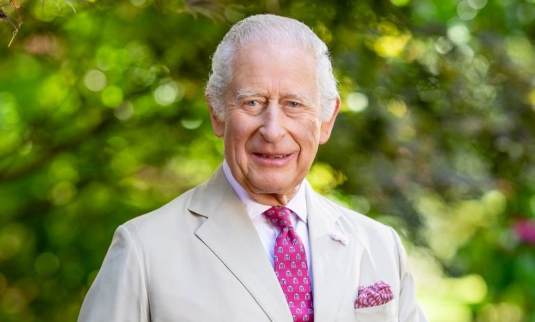 Raja Charles III Berpose untuk Potret Baru Sebelum Ulang Tahun ke-77 Raja Charles III Berpose untuk Potret Baru Sebelum Ulang Tahun ke-77