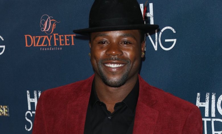 Yang Perlu Diketahui Tentang Kematian Pemenang 'So You Think You Can Dance' Joshua Allen Yang Perlu Diketahui Tentang Kematian Pemenang 'So You Think You Can Dance' Joshua Allen