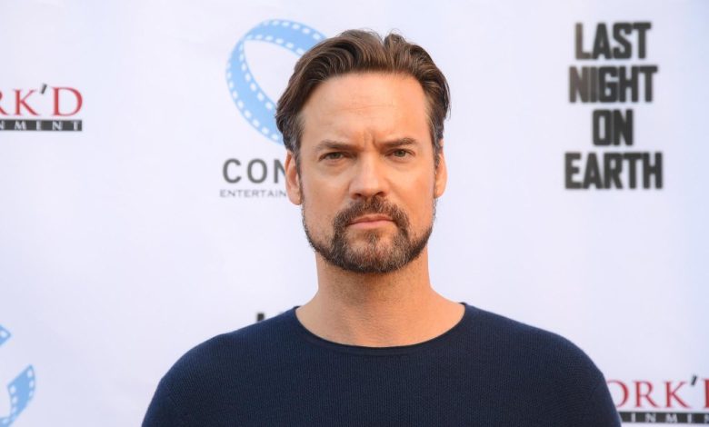 Stassi Schroeder mengungkapkan insiden masa lalu dengan teman suaminya Beau Shane West Stassi Schroeder mengungkapkan insiden masa lalu dengan teman suaminya Beau Shane West