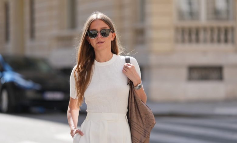 17 Atasan Lengan Pendek yang Cocok untuk Ditemukan di Butik Paris 17 Atasan Lengan Pendek yang Cocok untuk Ditemukan di Butik Paris