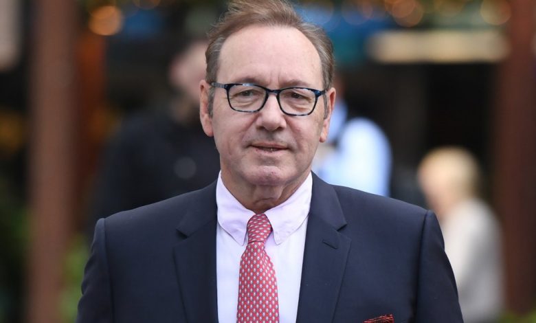 Kevin Spacey Klarifikasi 'Rumor' Dia 'Tidak Punya Rumah' Setelah Klaim Pelecehan Seksual