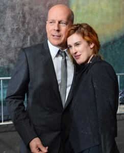 Rumer Willis Berbagi Pembaruan Emosional tentang Demensia Ayah Bruce Willis