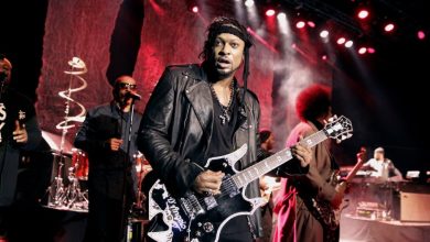 Pemakaman D'Angelo Diadakan di Virginia Setelah Kematiannya pada Usia 51: Laporan