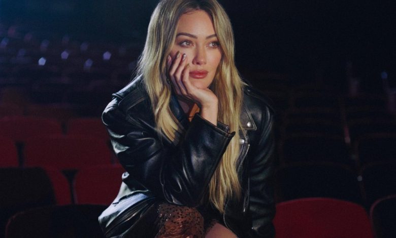 Lagu Baru Pertama Hilary Duff dalam 10 Tahun Termasuk Leonardo DiCaprio Shout-Out Lagu Baru Pertama Hilary Duff dalam 10 Tahun Termasuk Leonardo DiCaprio Shout-Out