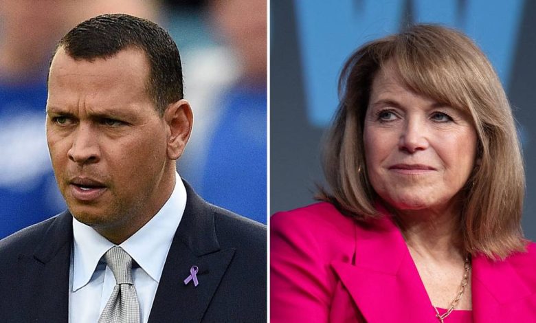 Katie Couric 'Sedikit Sedih' Saat Alex Rodriguez Meneleponnya untuk Meminta Nasihat