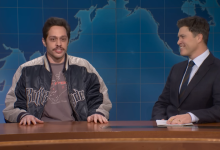 “Pete Davidson Membuat Kejutan Cameo 'SNL', Memberikan Kabar Terkini tentang Masa Depan Menjadi Ayah”.