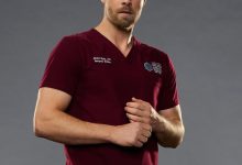 “Jessy Schram dari Chicago Med Memimpikan Kemungkinan Film Hallmark Bersama Luke Mitchell”.