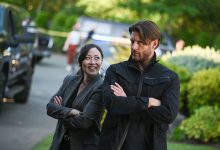 “Pelacak” Justin Hartley Menggantikan Pemeran Utama Setelah Beberapa Kali Keluar Secara Kejutan